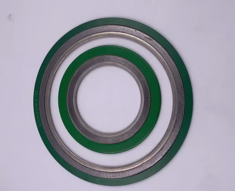 Gaxeta enrolada em espiral com anel interno e externo